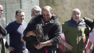 Familiares de los cinco mineros fallecidos en el accidente de una mina de Degaña (Asturias)