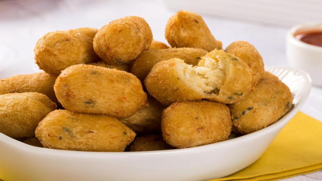 Buñuelos de bacalao.