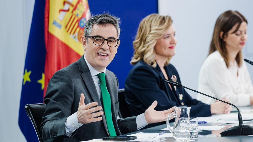 Félix Bolaños y Pilar Alegría, durante la rueda de prensa posterior al Consejo de Ministros de la semana pasada.