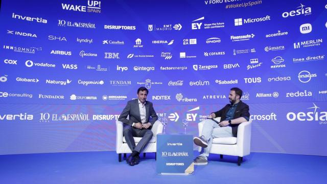 Paco Salcedo, presidente de Microsoft España, y Alberto Iglesias, subdirector de DISRUPTORES.