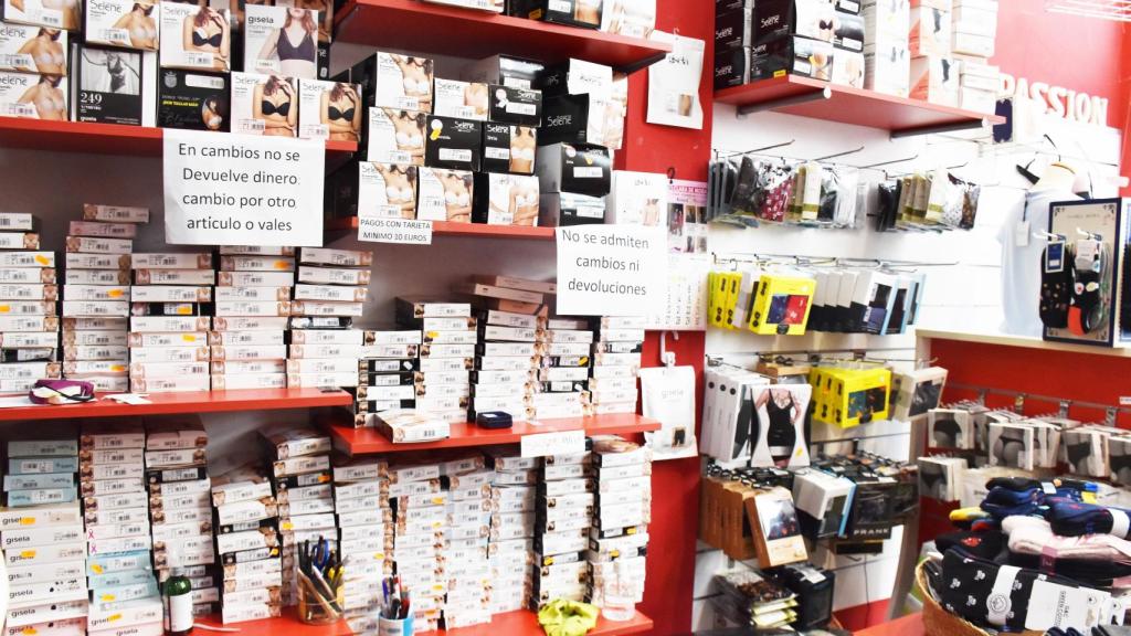 Imagen del interior de la tienda de la calle de Santa Clara