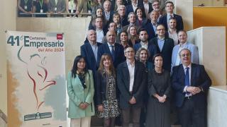 Foto de familia del jurado del XLI 'Certamen Empresario del Año' de la Universidad de Valladolid