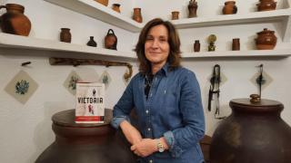 Paloma Sánchez-Garnica en la bodega Casa Sicilia de Novelda este marzo.