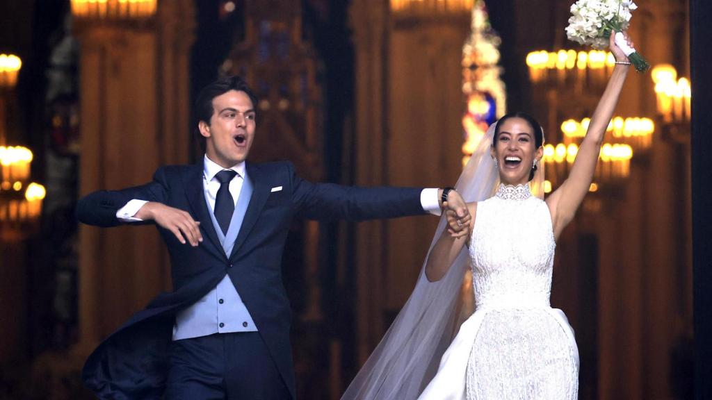 Daniel Clará y Anne-Marie tras darse el 'sí, quiero' en París.