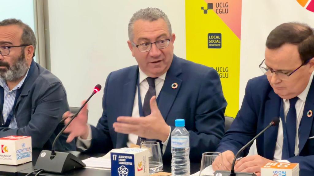 El presidente de la Diputación de Alicante, Toni Pérez en el VI Foro Mundial de Desarrollo Económico Local de Sevilla.