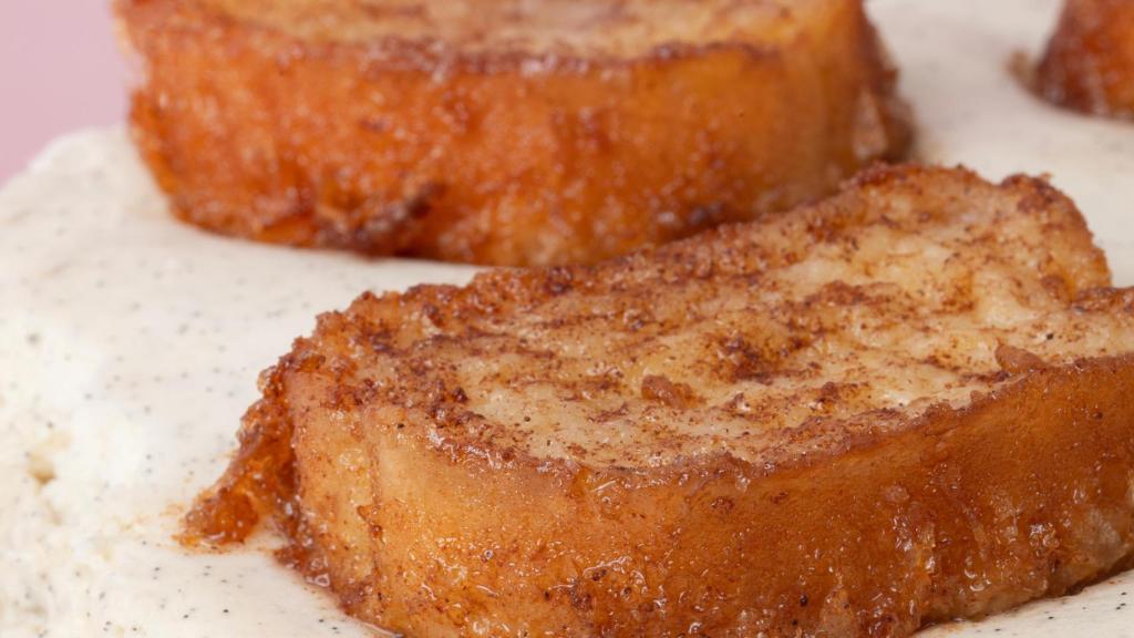 Torrijas en la 'Pepitorri' de Pepina Pastel. EE
