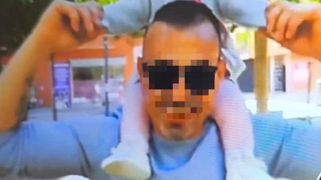 Jesús, conocido como Suso, está siendo buscado por la Guardia Civil por el homicidio de su hijastra.