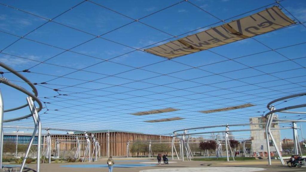 Zonas donde desde la asociación Legado Expo Zaragoza echan en falta más toldos.