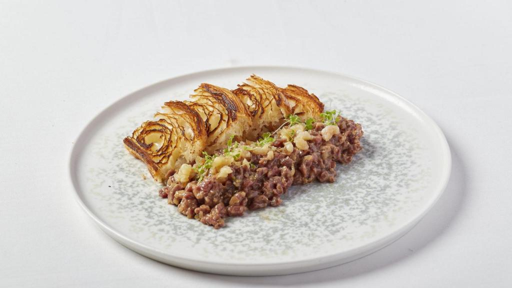 Steak tartar “versión Aragonia 2025”.