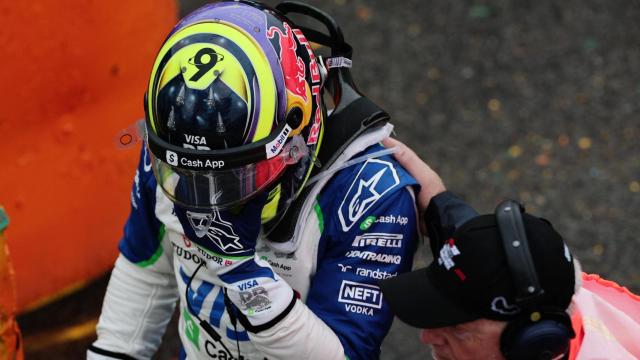 Isack Hadjar, desolado en el GP de Australia