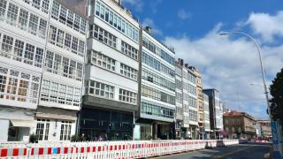 Dos edificios en uno en A Coruña: Casa Martí Villardefrancos