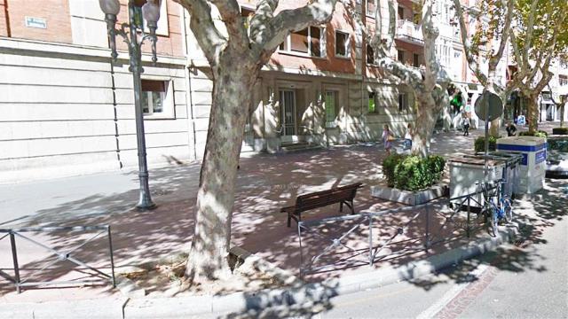 Paseo Zorrilla 64 donde se ubica uno de los locales a subasta