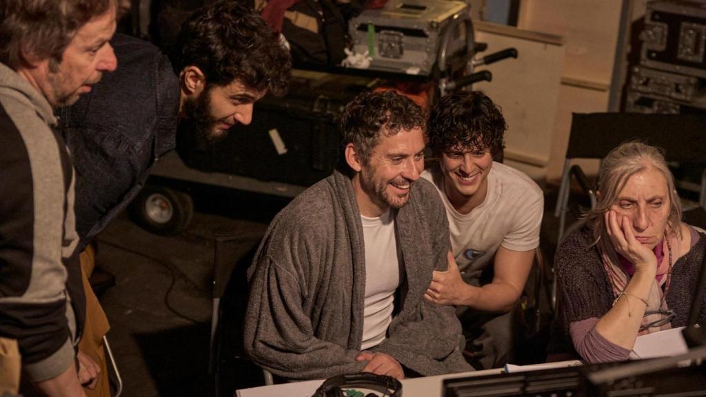 Paco León durante el rodaje de 'Aída y vuelta'.