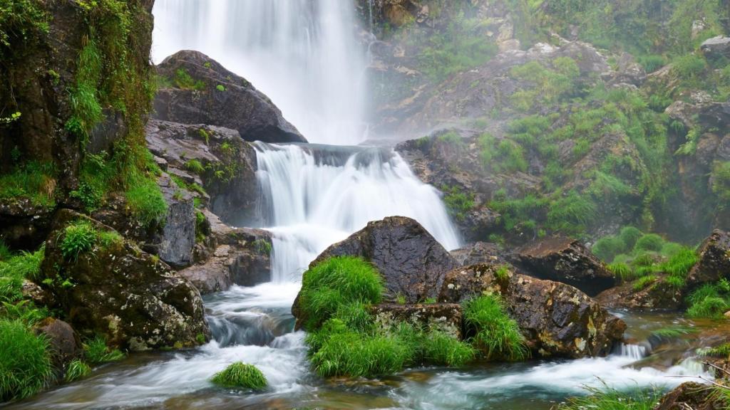 Base de la Fervenza do Belelle en Neda (A Coruña)