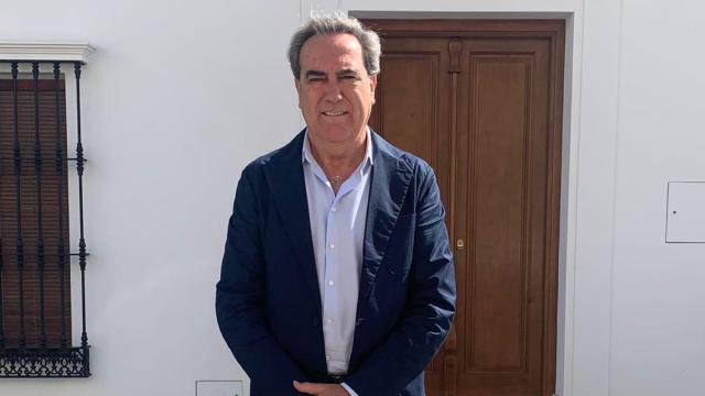 Juan Javier García, veterinario de Sevilla.