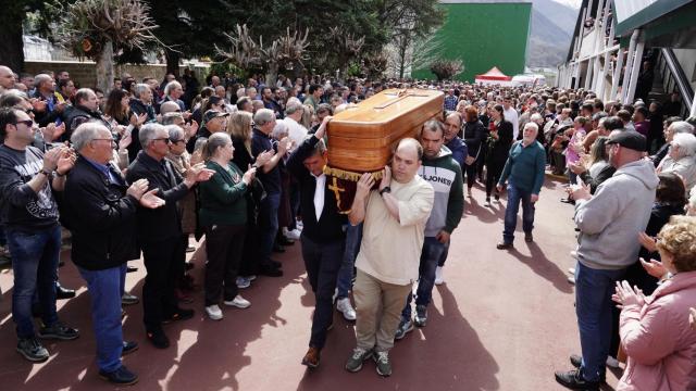 Imágenes del funeral de los cuatro mineros de Villablino fallecidos en la mina de Cerredo