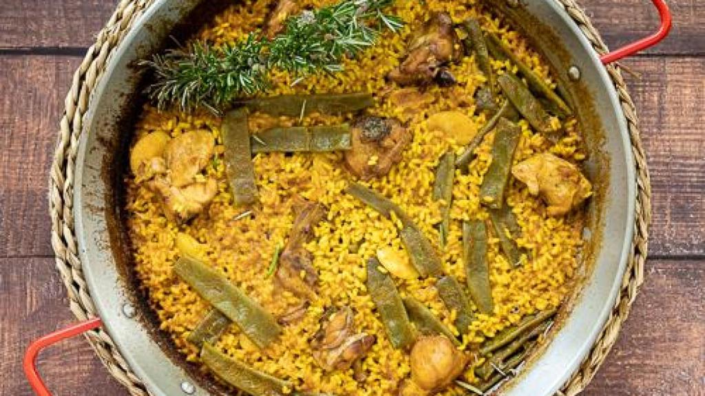 La paella valenciana de Azafrán Arroces.