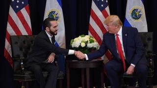 El  presidente de El Salvador, Nayib Bukele, y Donald Trump el pasado 6 de noviembre.