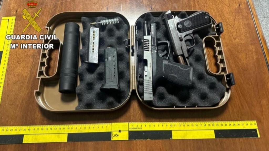 Detenido un vecino de Bueu (Pontevedra) por tráfico de drogas y tenencia ilícita de armas