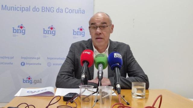 Francisco Jorquera en la oficina del BNG en el ayuntamiento de A Coruña.