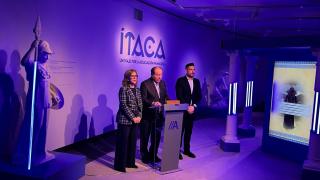 Abanca y Afundación inauguran en Vigo una exposición interactiva pionera en España