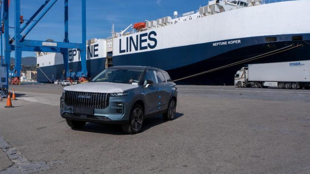 Imagen de uno de los Jaecoo desembarcado en el puerto de Málaga.