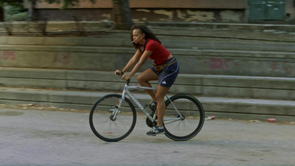 Sara (Sara Toledo) en un momento de 'A nuestros amigos'