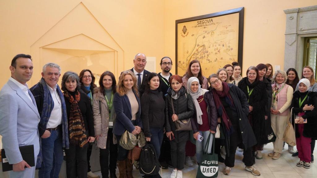 Visita de alumnos de la UNED a la Diputación de Segovia