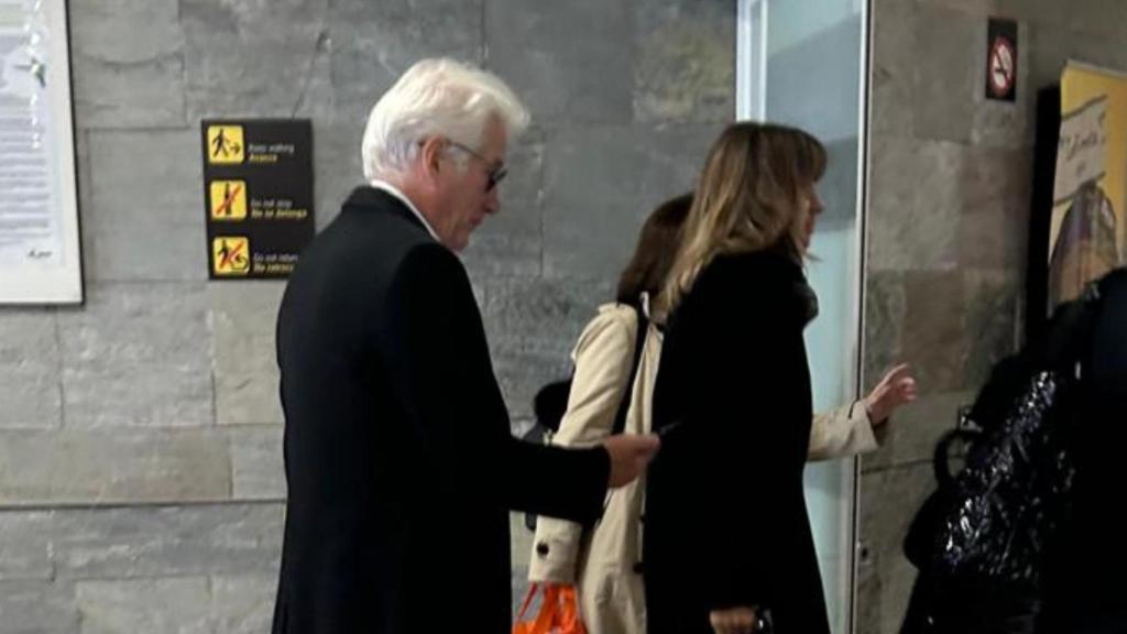 Richard Gere en el aeropuerto de A Coruña