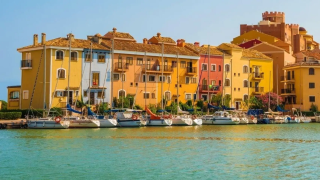 935417246_254339479_1706x960