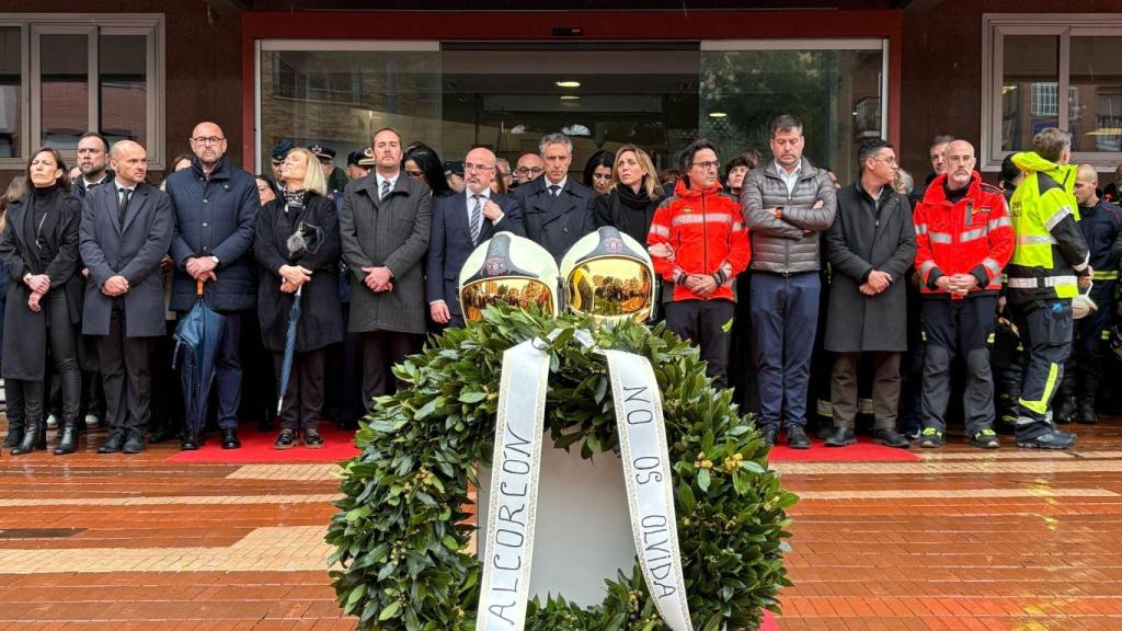 El acto de homenaje a Jesús y a Sergio, los bomberos fallecidos.