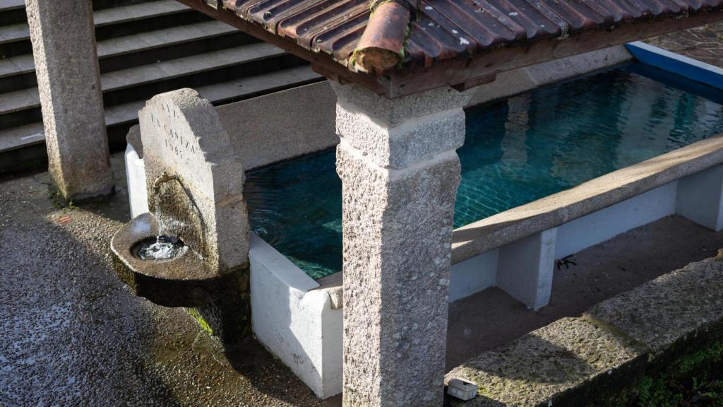 'Lavadoiro e Fonte do Regueiro' en A Cañiza