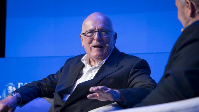 Richard Dearlove, ex jefe de los servicios secretos británicos, en el foro de EL ESPAÑOL.