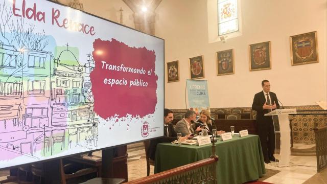 El acto de entrega este viernes a Elda por su plan Elda Renace.