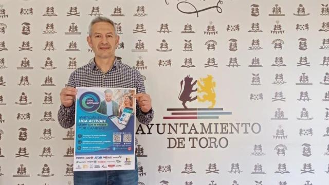 El concejal de Deportes, Carlos Rodríguez Casares,  presenta la 'Liga Actívate'