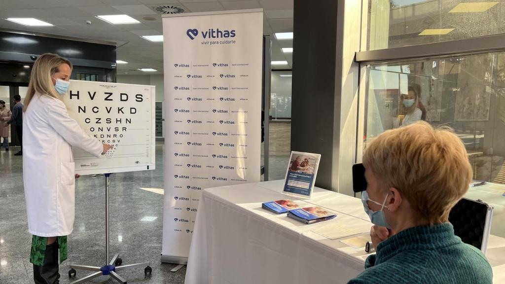 Una revisión oftalmológica.