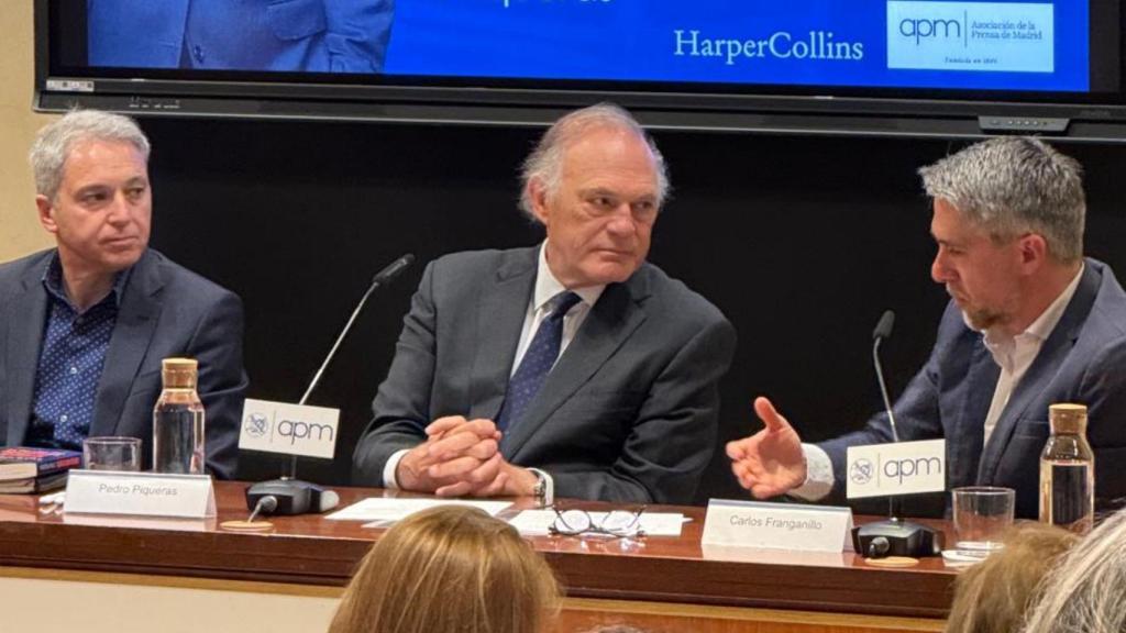 Vicente Vallés, Pedro Piqueras y Carlos Franganillo.