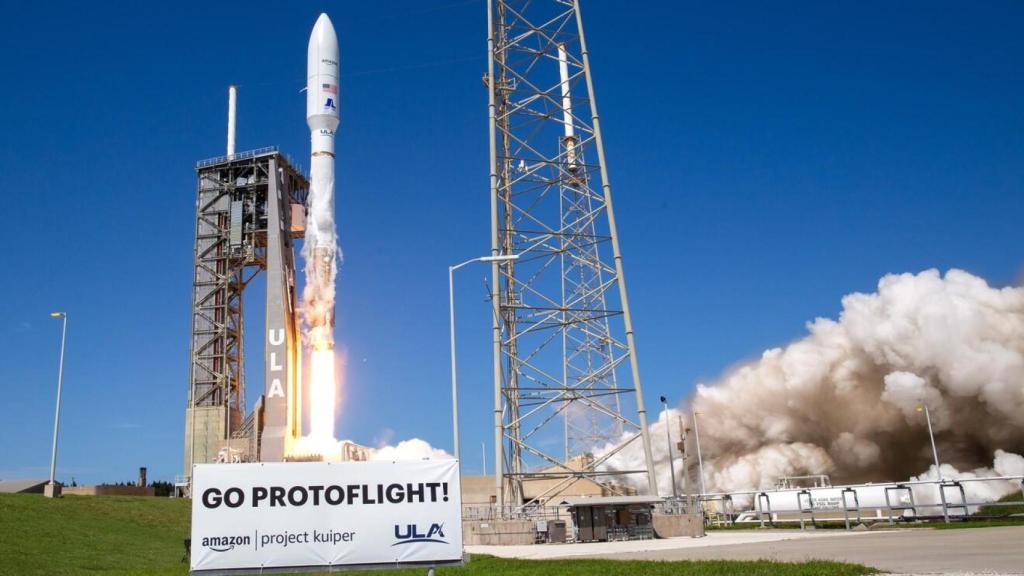 Amazon lanzando dos satélites de prueba con Atlas