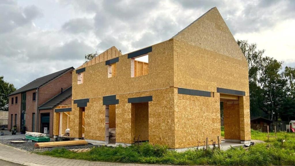 Proceso de construcción de la casa de Gablok en Xhendelesse (Bélgica)