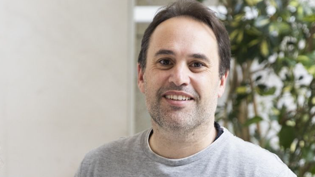 Hector Peinado lidera el Grupo de Microambiente y Metástasis del CNIO.