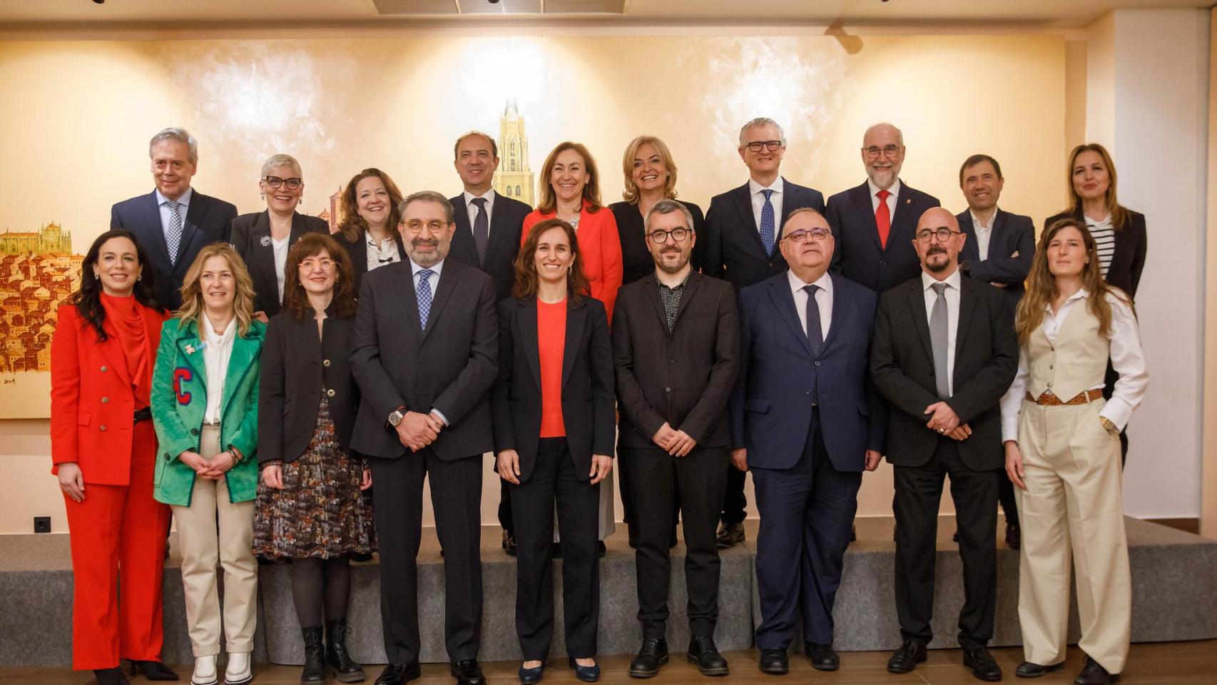 Foto de familia durante el Consejo Interterritorial celebrado el 4 de abril en Toledo.