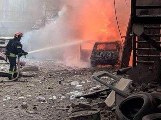 Krivi Rig, la ciudad natal de Zelenski, atacada este viernes por Rusia con misiles.