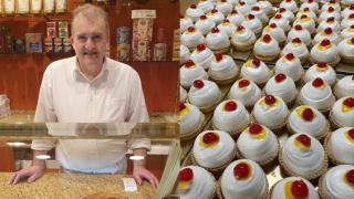 Antonio en su pastelería.