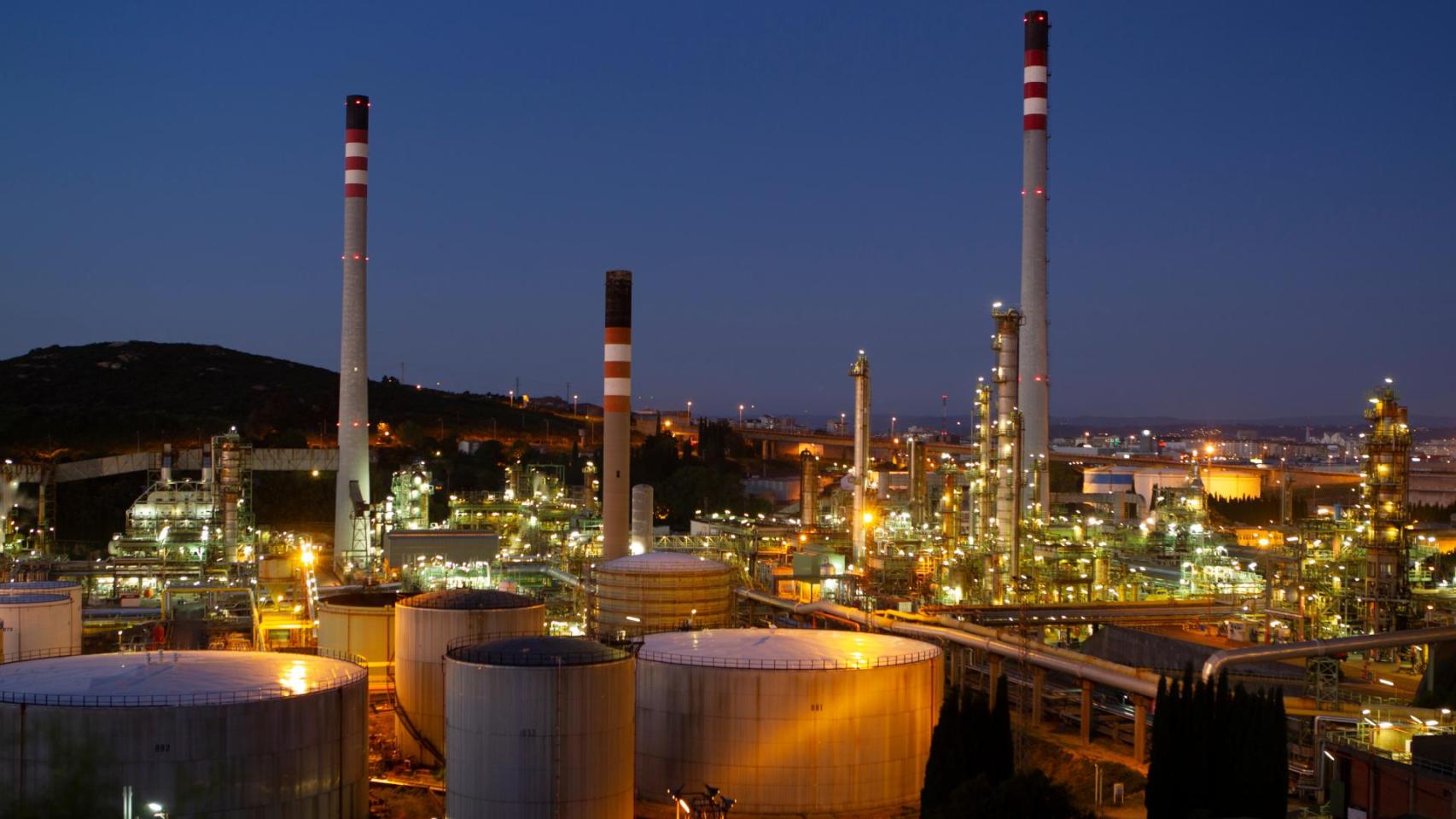 El sector petrolero reivindica la ventaja estructural de España en el actual contexto por Oriente Próximo