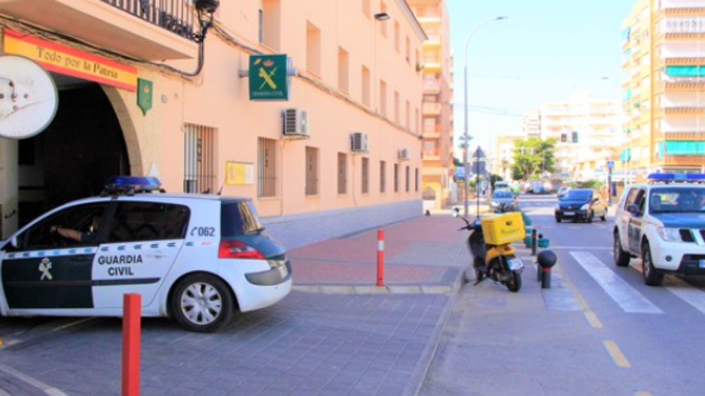 El cuartel que tiene la Guardia Civil en Águilas.