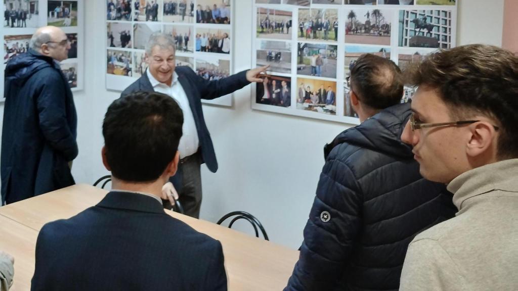 Visita de la delegación de la Escuela de Gobierno de Uruguay a la La Puebla de Albortón (Zaragoza)