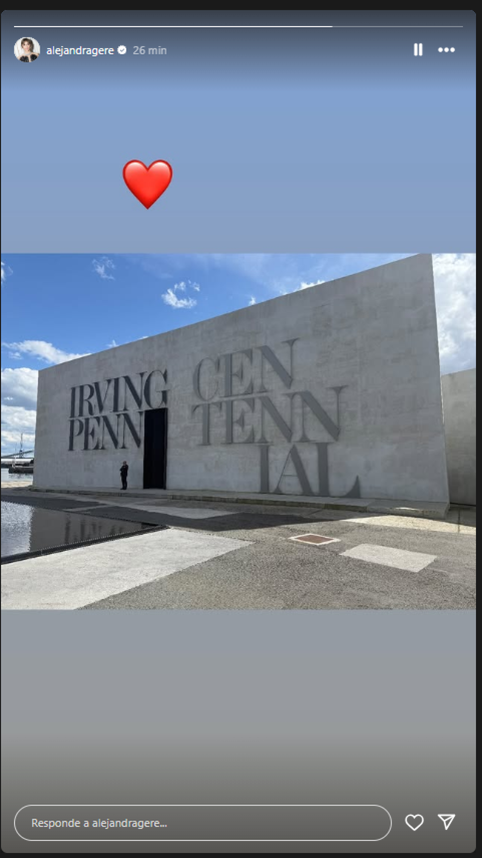 Alejandra Silva ha compartido una imagen de su visita a la exposición 'Irving Penn. Centennial' en A Coruña.