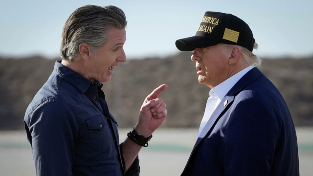 Gavin Newsom junto a Donald Trump durante los últimos incendios de California el pasado mes de enero.