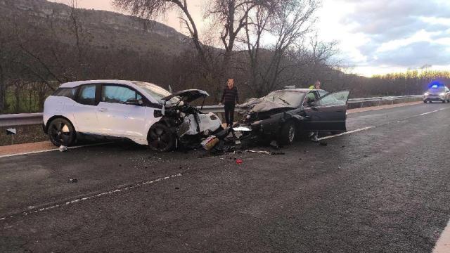 Imagen de la colisión en la N-234, a la altura de Abejar