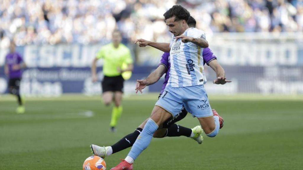 Málaga CF vs. Córdoba CF de Segunda División, en directo | Chupe, titular